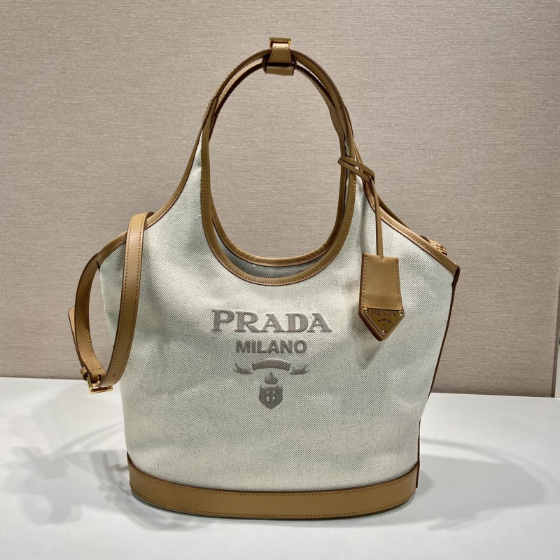 Pra*a tote bags